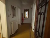 Недвижимость Четырехкомнатная в центре города: 7