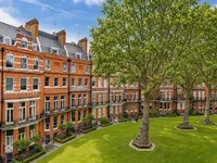 Недвижимость Egerton Gardens: 3