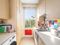 Недвижимость Cathcart Road: 3