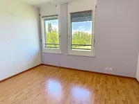 Недвижимость Attic flat 6 rooms: 3