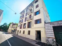 Недвижимость Двухкомнатная квартира в Центре: 1