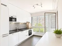 Недвижимость Apartment 4 rooms: 2