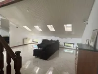 Недвижимость Трехкомнатная квартира в Гориции: 3