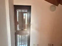 Недвижимость Трехкомнатная квартира в Гориции: 13