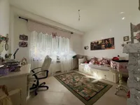 Недвижимость Трехкомнатная квартира в центре города Гориция: 11