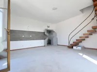 Недвижимость Трёхкомнатная Центр Гориция: 3