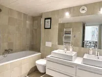 Недвижимость Apartment 6 rooms: 8