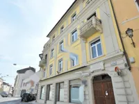 Недвижимость Двухкомнатная квартира в центре: 9