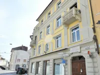 Недвижимость Двухкомнатная квартира в центре: 11