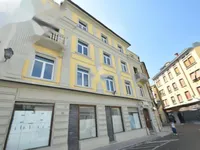 Недвижимость Двухкомнатная квартира в центре: 13