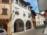 Недвижимость Четырехкомнатная в Центре Гориции: 2