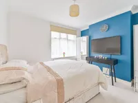 Недвижимость Бреймар Авеню, Ниисден, Лондон: 2