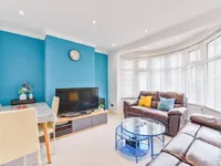 Недвижимость Бреймар Авеню, Ниисден, Лондон: 13