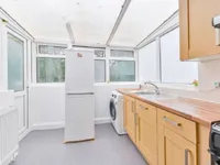 Недвижимость Бреймар Авеню, Ниисден, Лондон: 19