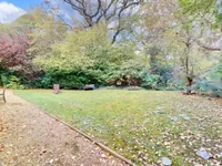 Недвижимость Эрскин Хилл, Хэмпстед Гарден Саберб: 3