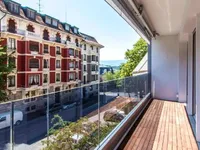 Недвижимость Apartment 8 rooms: 6