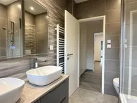 Недвижимость Apartment 5.5 rooms: 4