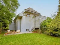 Недвижимость Single house 10 rooms: 1