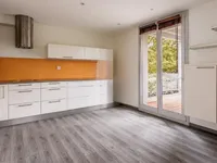 Недвижимость Single house 10 rooms: 2