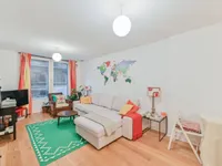 Недвижимость Саламанкская площадь: 8