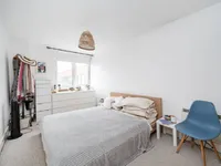 Недвижимость Коммерческая Роуд, Лондон: 7