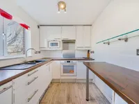 Недвижимость Кресент Стивенсона, Лондон: 11