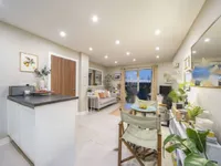 Недвижимость Шервотер Драйв, Хендон, Лондон: 2