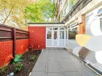 Недвижимость Улица Джона Рёскина : 3