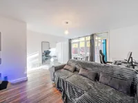 Недвижимость Улица Джона Рёскина : 10