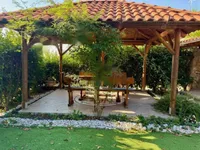 Недвижимость Трёхкомнатная квартира в центре: 1