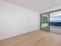 Недвижимость Двухкомнатная квартира в центре Опатии: 11