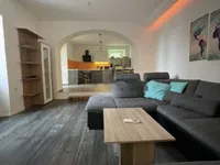 Недвижимость Двухкомнатная квартира в Центре: 1