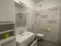 Недвижимость Двухкомнатная квартира в Центре: 11