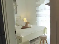 Недвижимость Двухкомнатная квартира в центре: 4