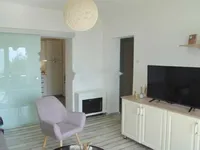 Недвижимость Двухкомнатная квартира в центре: 5