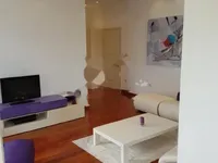 Недвижимость Трехкомнатная квартира в Центре: 16