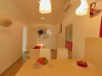 Недвижимость Трехкомнатная квартира в Центре: 31