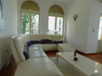 Недвижимость Трехкомнатная квартира в Центре: 41