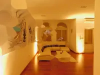 Недвижимость Трехкомнатная квартира в Центре: 49