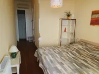 Недвижимость Трехкомнатная квартира в центре: 10