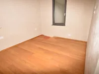 Недвижимость Двухкомнатная квартира, центр: 4