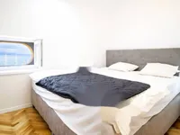 Недвижимость Трехкомнатная квартира центр: 17