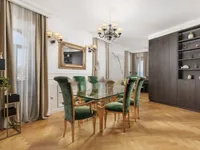 Недвижимость Четырехкомнатная квартира, Опатия: 20