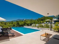 Недвижимость Четырехкомнатная квартира 264 м², Запад, Опатия: 18