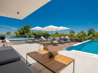 Недвижимость Четырехкомнатная квартира 264 м², Запад, Опатия: 19