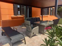 Недвижимость Четырехкомнатная квартира центр: 3