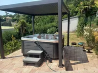 Недвижимость Четырехкомнатная квартира центр: 5