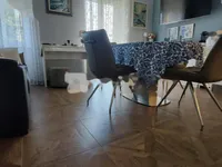 Недвижимость Трёхкомнатная квартира, Центр: 3