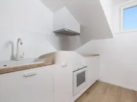 Недвижимость Трехкомнатная квартира, Центр: 3