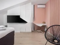 Недвижимость Трехкомнатная квартира, Центр: 20